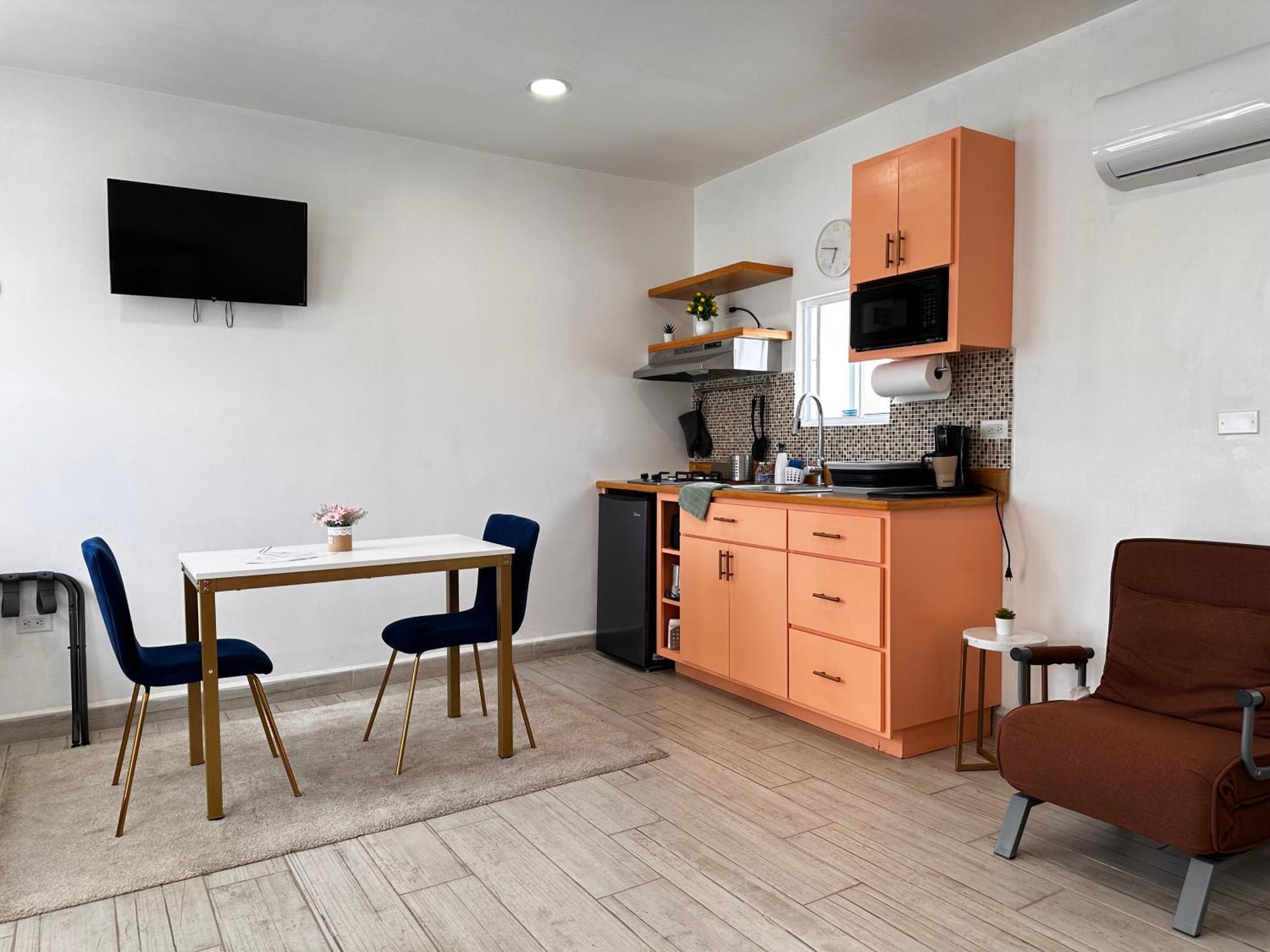 Las Mariposas Mini Suites Росарито Экстерьер фото