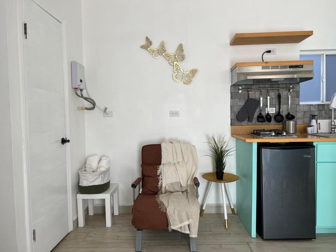 Las Mariposas Mini Suites Росарито Экстерьер фото