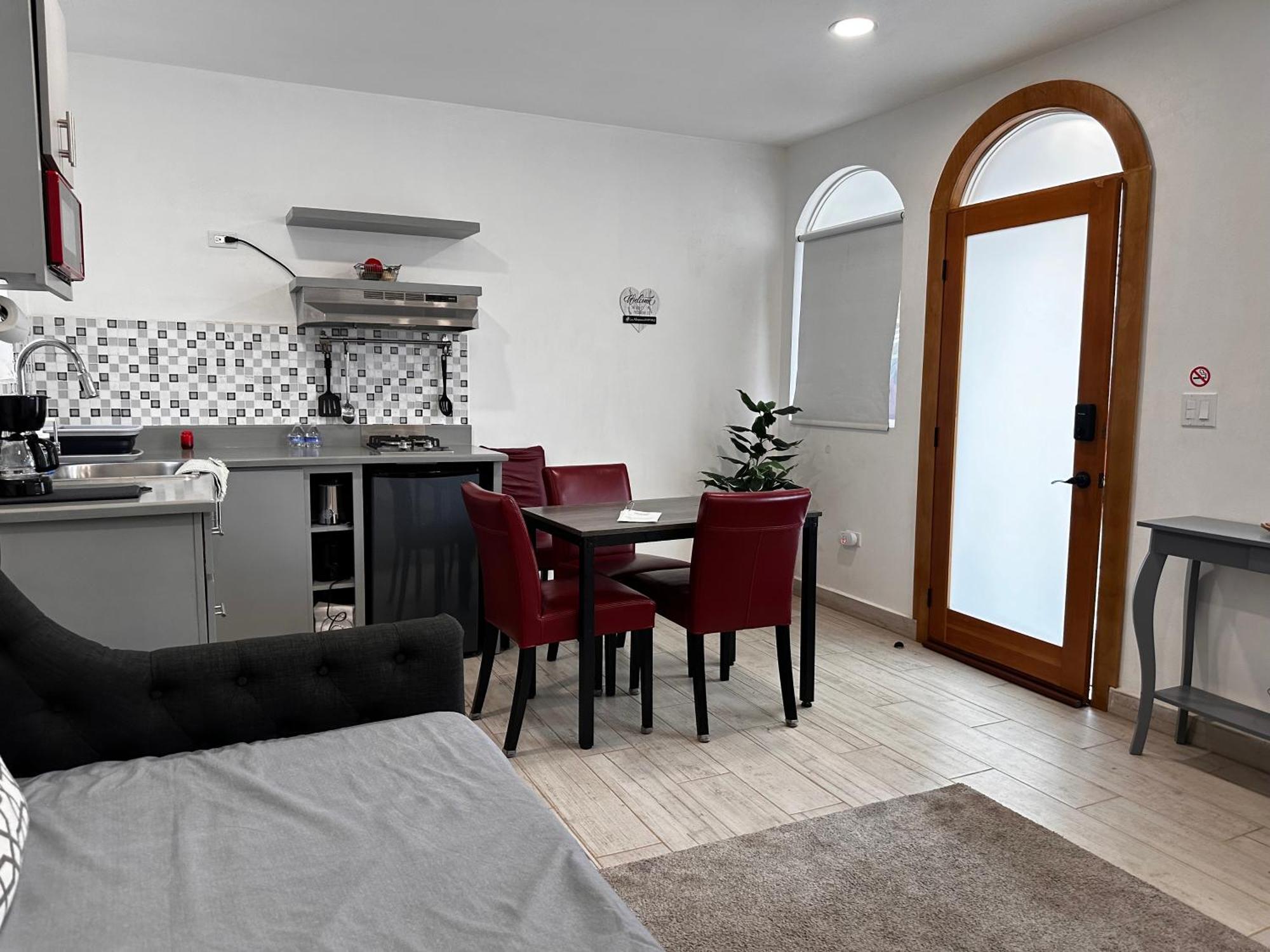 Las Mariposas Mini Suites Росарито Экстерьер фото