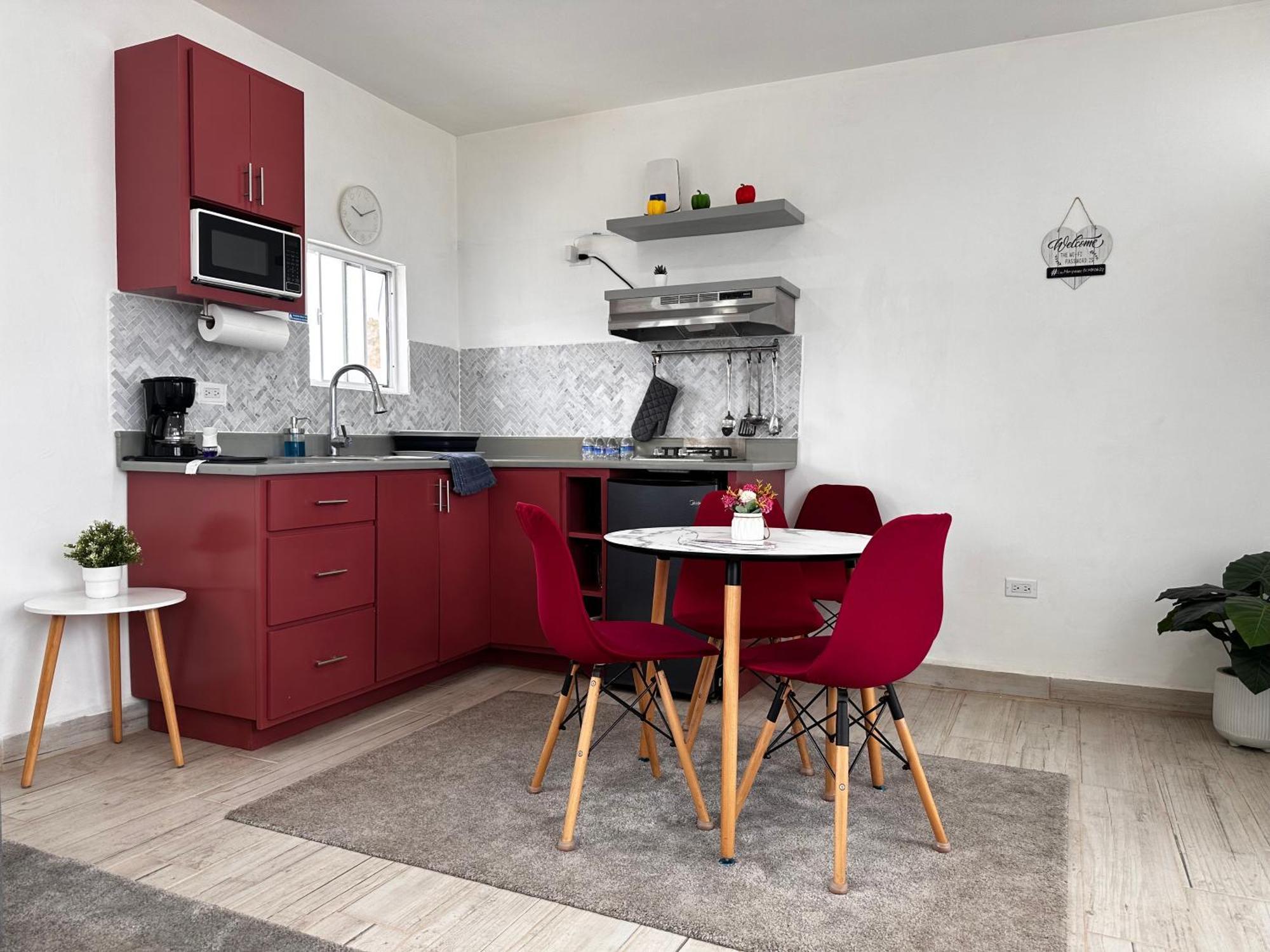 Las Mariposas Mini Suites Росарито Экстерьер фото