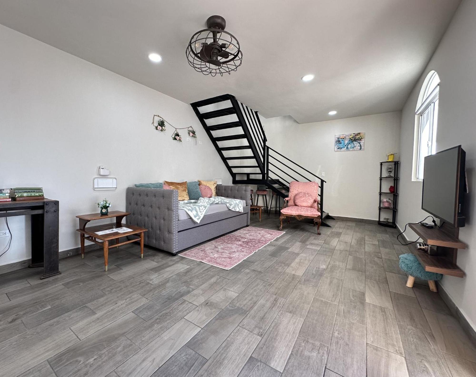Las Mariposas Mini Suites Росарито Экстерьер фото