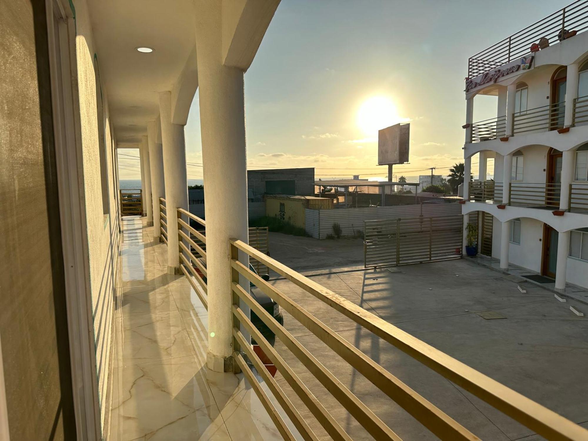 Las Mariposas Mini Suites Росарито Экстерьер фото