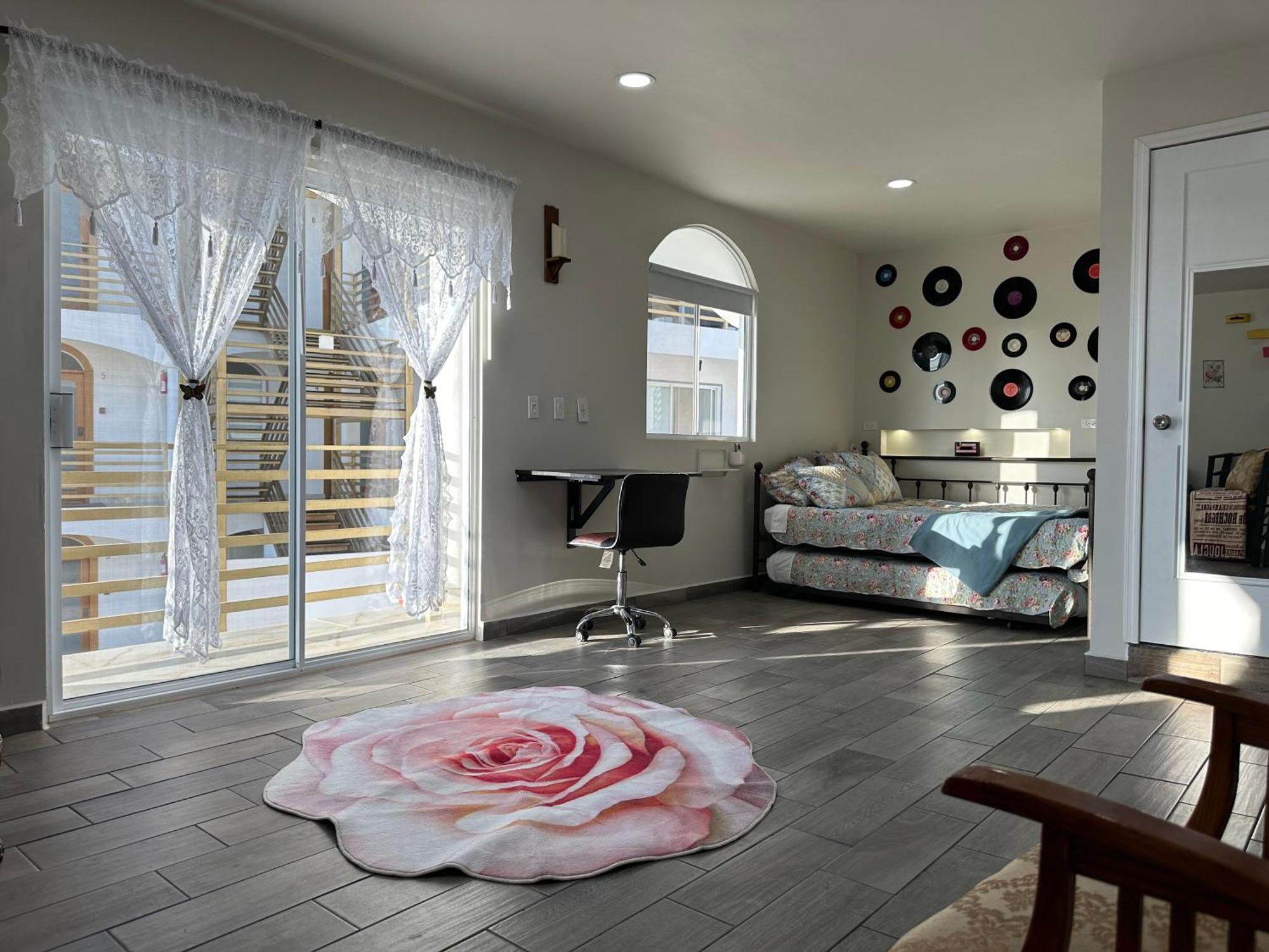 Las Mariposas Mini Suites Росарито Экстерьер фото