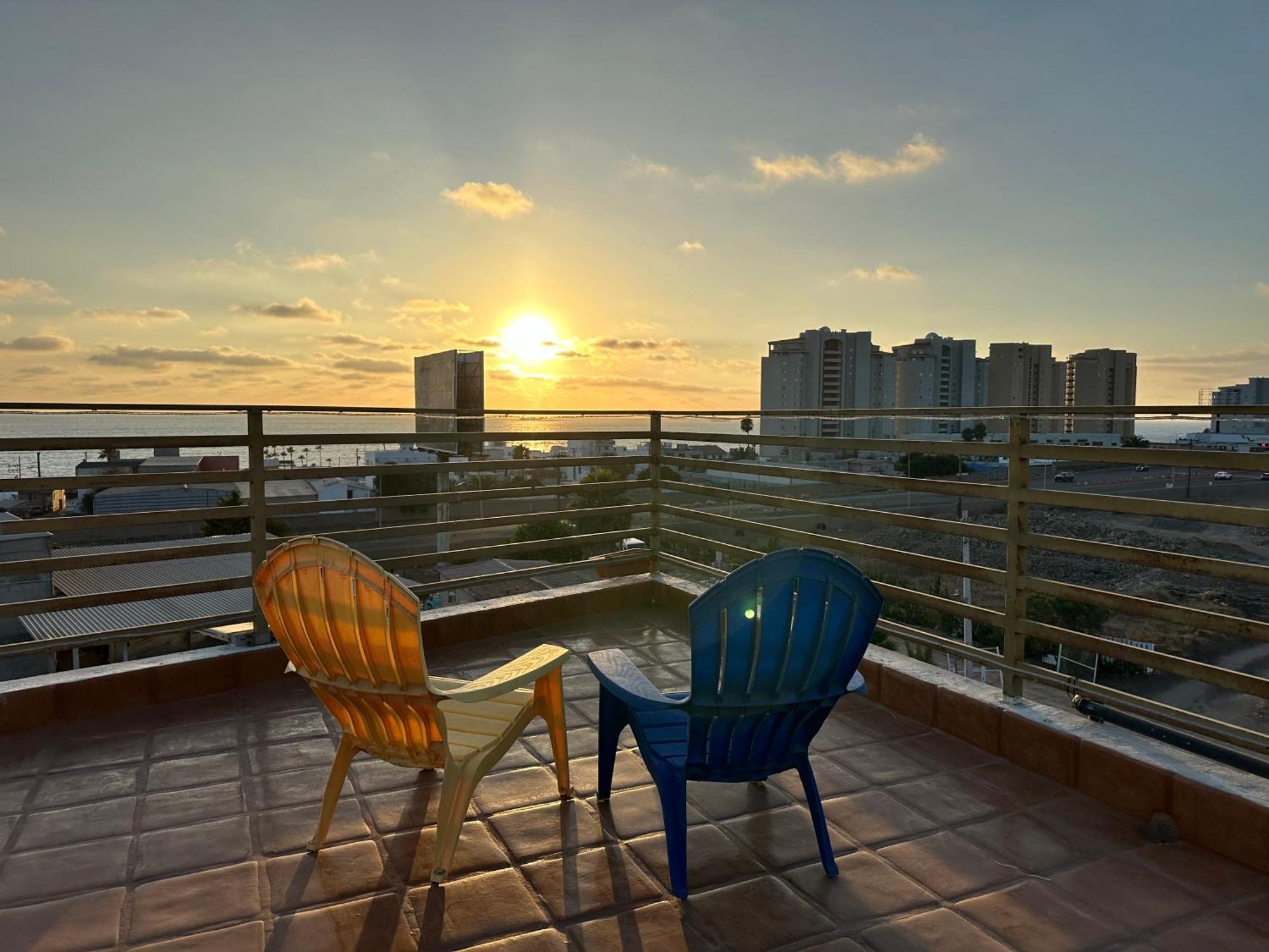 Las Mariposas Mini Suites Росарито Экстерьер фото