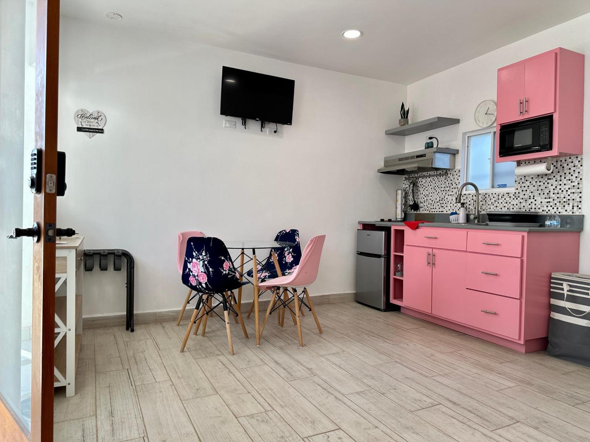 Las Mariposas Mini Suites Росарито Экстерьер фото